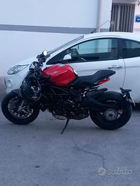 Mv agusta dragster 800 rosso