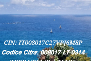 Liguria monolocale vista mare con posto auto