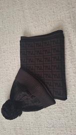 Sciarpa e Cappello Fendi Originali 