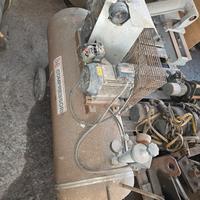 Compressore aria circa 100L 3HP a cinghia