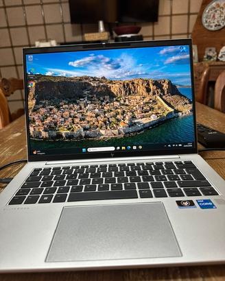 HP EliteBook 840 G9 I5 12a Gen. 16GB Ram 500GB HD