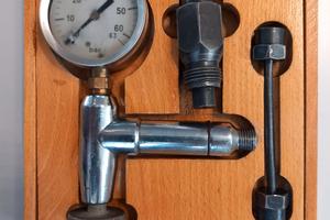 Manometro Peugeot per controllare pompa Diesel