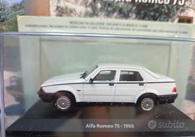 Modellino Alfa Romeo 75 1988 collezione Auto Papà 