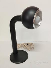 Lampada magnetica di Goffredo Reggiani x Luci 