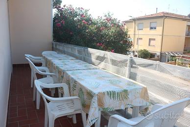 Cecina Mare tre vani 6 posti letto vicinanza mare