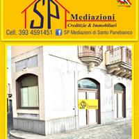 Locale in zona strategica