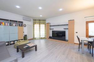 Appartamento di 130 m² con 4 locali e box auto a M