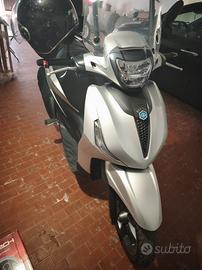  Beverly 400 s tg polacca