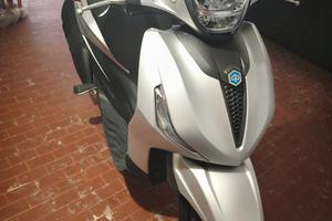  Beverly 400 s tg polacca