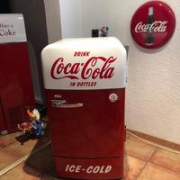 Frigo originale Coca-Cola degli anni '50.