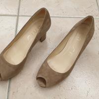 Décolleté spuntate beige 