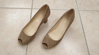 Décolleté spuntate beige 