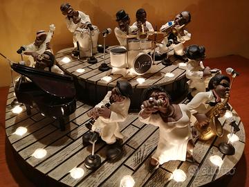 Antartidee orchestra jazz completa con palco luci