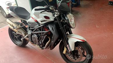 Mv brutale 1090r