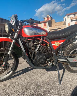 Cagiva elefant  special Ducati scrambler