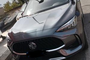 MG HS LUXURY *PERFETTA*