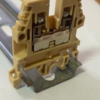 Morsetto passante x barra din per quadri elettrici