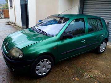 RENAULT Clio 2ª serie - 2002