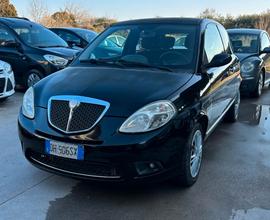 Lancia Ypsilon 1.2 Argento. Gpl gas economica