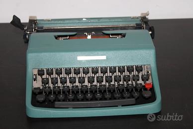Macchina da Scrivere Olivetti Lettera 32 1970