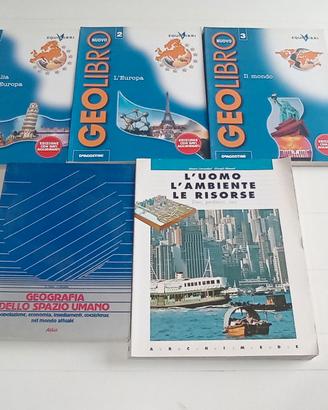 Lotto cinque libri di geografia