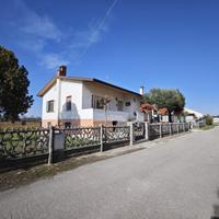 CASA SINGOLA TRICAMERE: indipendenza, spazio