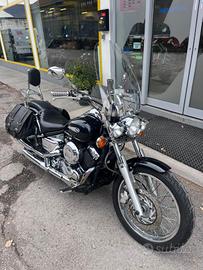 YAMAHA XVS 650 dragstar 650