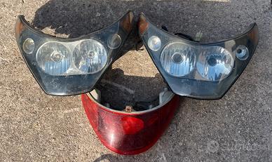 Faro anteriore piaggio beverly 125/200/250