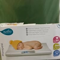Bilancia neonati