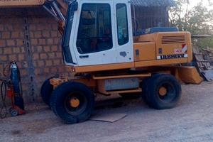 Liebherr a902