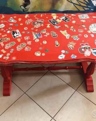 Tavolo in legno per  bambini