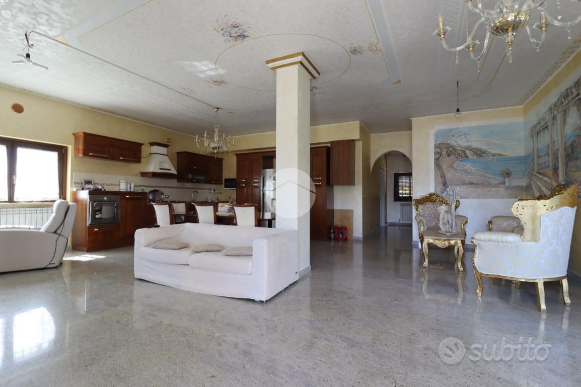 Casa – Città Sant'Angelo, San Martino Bassa - Vista 2