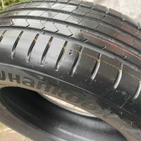 4 Gomme 215/65R17 99H