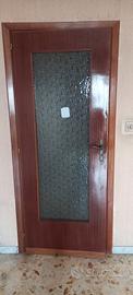 VARIE  PORTE ,,INTERNO    APPARTAMENTO 