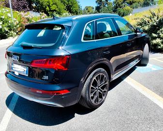AUDI Q5 2.0 tdi 4x4  190cv s-tronic