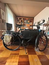 Bicicletta esercito svizzero del ‘44 con accessori