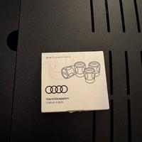Set di tappi coprivalvola originali Audi