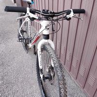 MTB Cannondale da 26