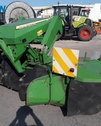 Falciatrice JOHN DEERE 131 Frontale
