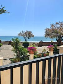 Fronte mare discesa privata in spiaggia
