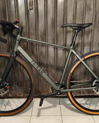 Triban GRVL120 Gravel