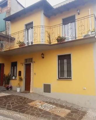 Villa di 140 m² con 4 locali e box auto a Santa Gi