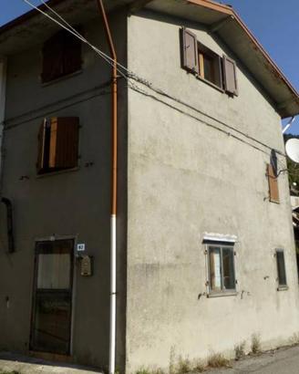 Immobile in asta di 70 m² con 3 locali a Castiglio
