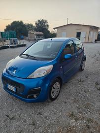 Peugeot  107 
