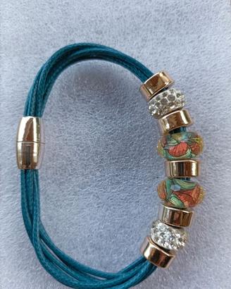 Bracciale a calamita