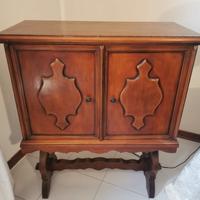 Mobile vintage in legno