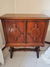 Mobile vintage in legno