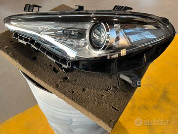 Fanale ant sx alfa romeo giulia 2021