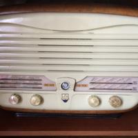 Radio vintage “La voce del padrone” Mod.580