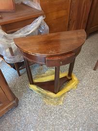 COMODINI IN LEGNO E MOBILI ANTICHI VECCHI